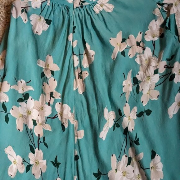 Trashy Diva dogwood skirt - Picture 2 of 3